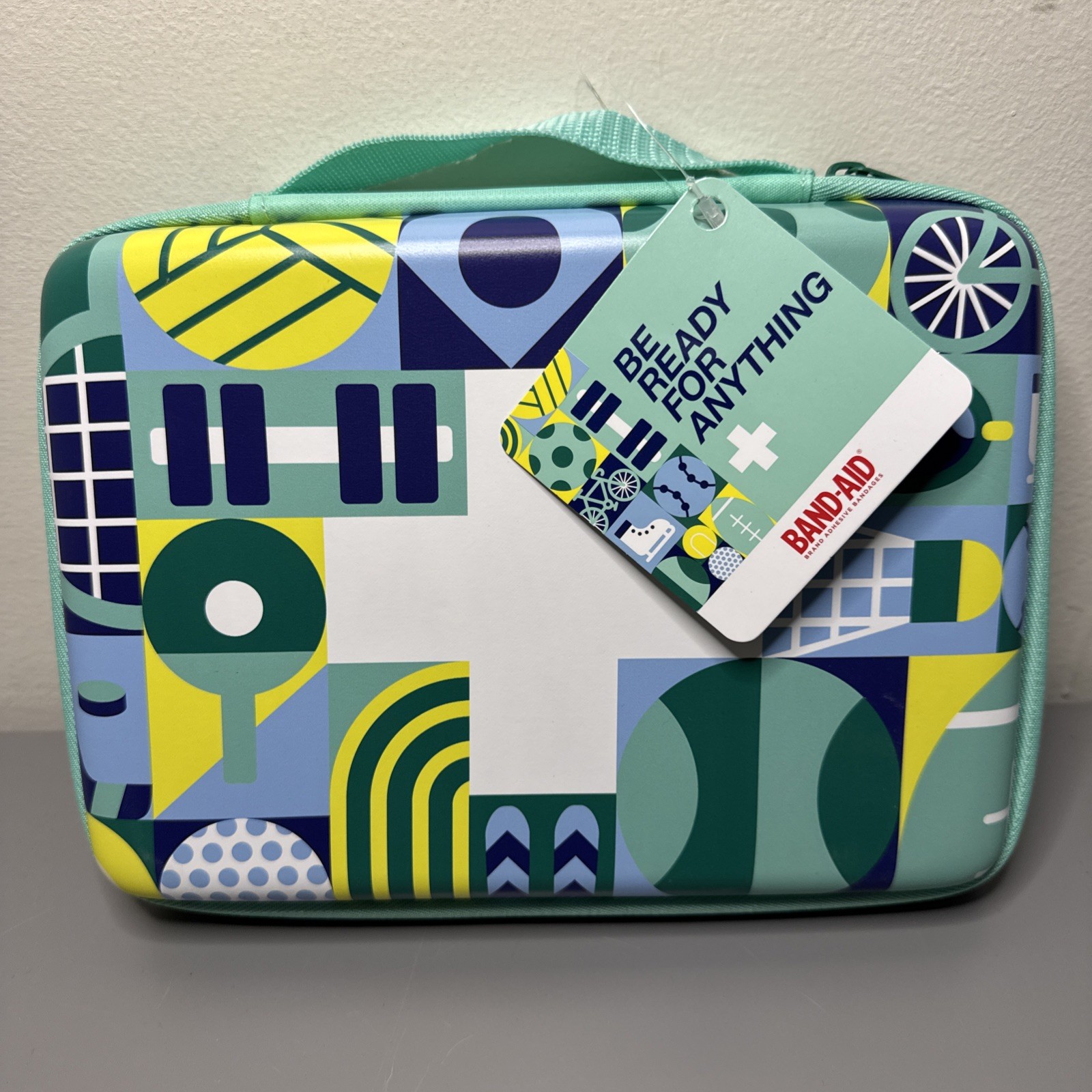RETRO 70S TARGET EMPTY FIRST AID CASE ONLY TRAVEL CAR 9” x 7”
