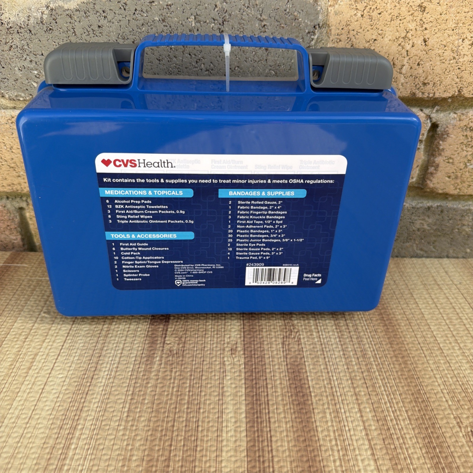 CVS Health Multi-Purpose 160pc Plastic First Aid Kit