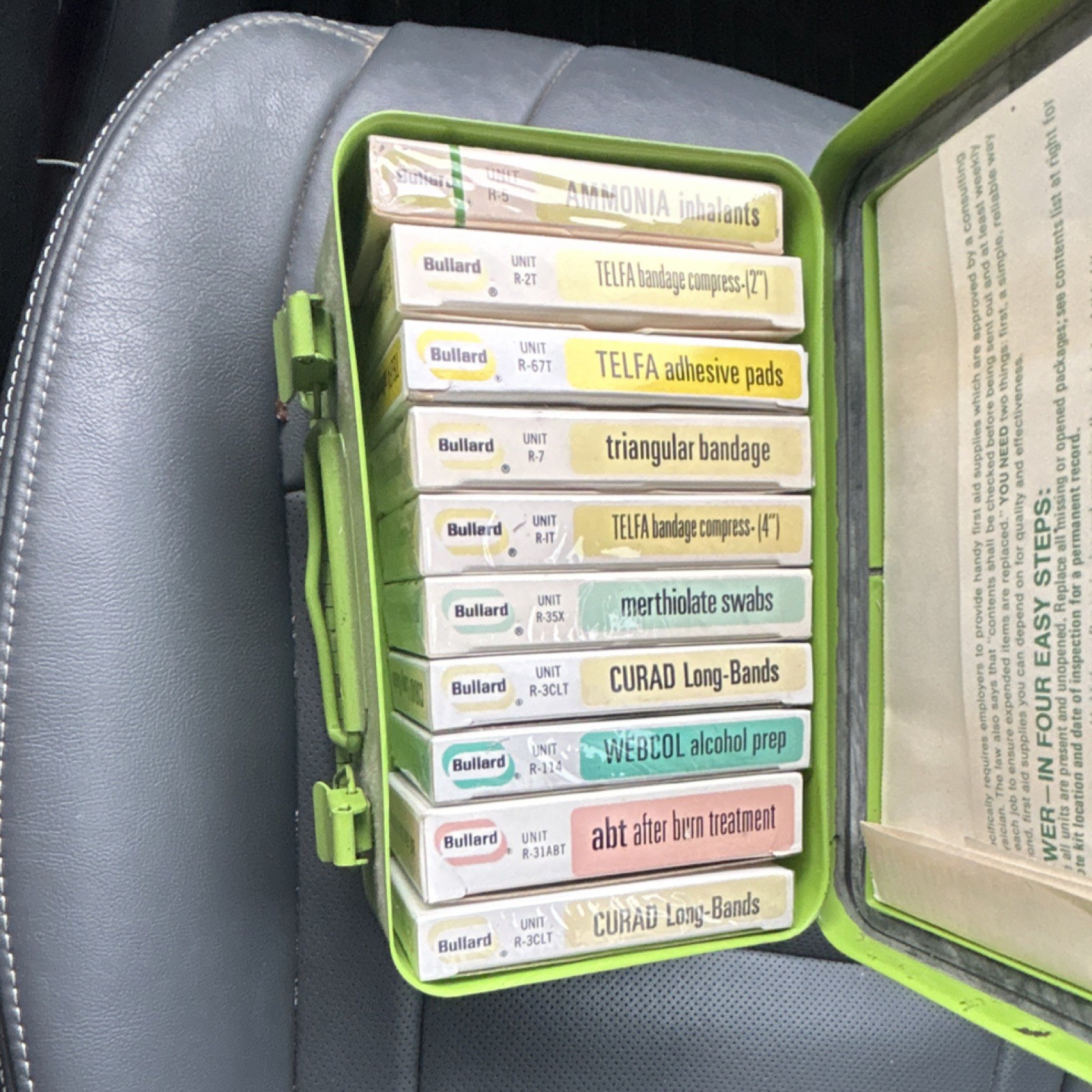 Vgt Bullard First Aid Set Green Metal Case Portable Bandages & Medical Supplies