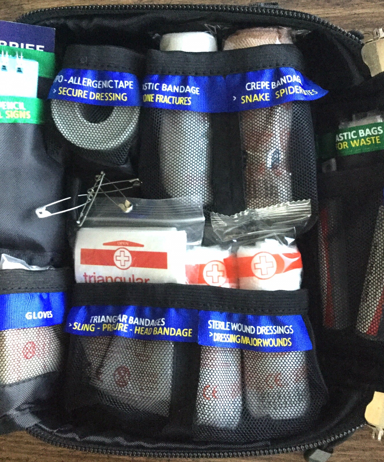 Ever Ready First Aid Traveler 10-Person First Aid Kit