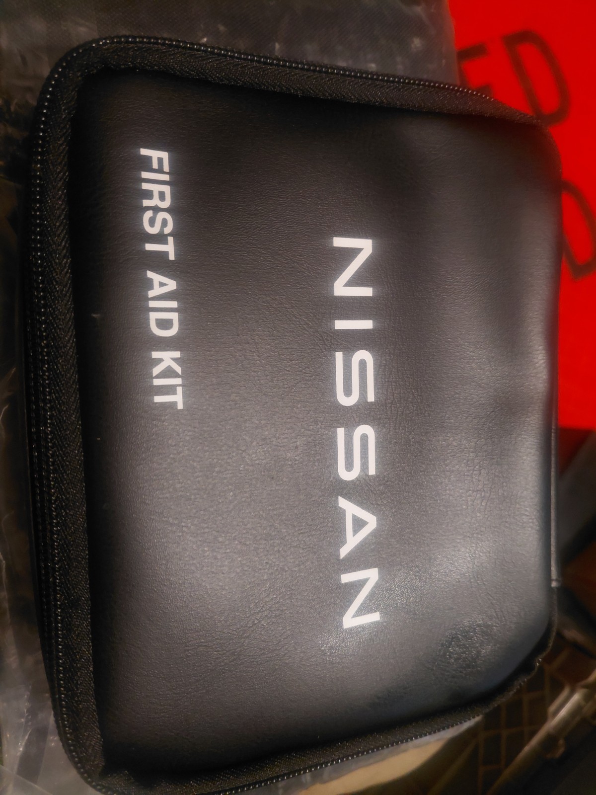NISSAN FIRST AID VEHICLE KIT