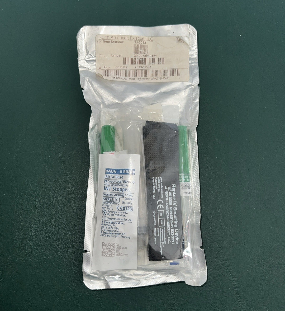 North American Rescue Saline Lock Kit New/Sealed. #30-0013, Contents In Last Pic