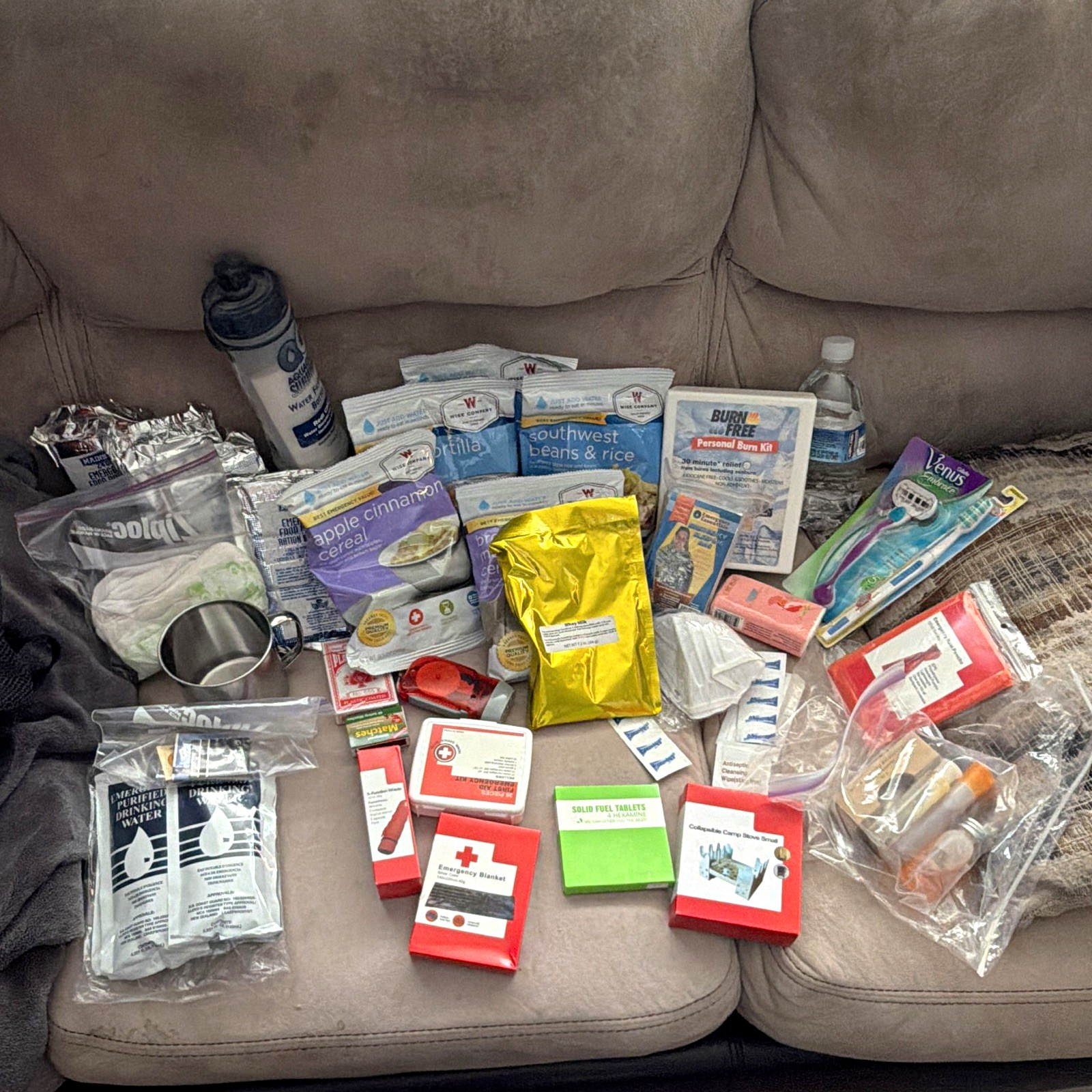 Emergency Essentials 72 Hour Survival Backpack Wise Food AquaGear Water Filter