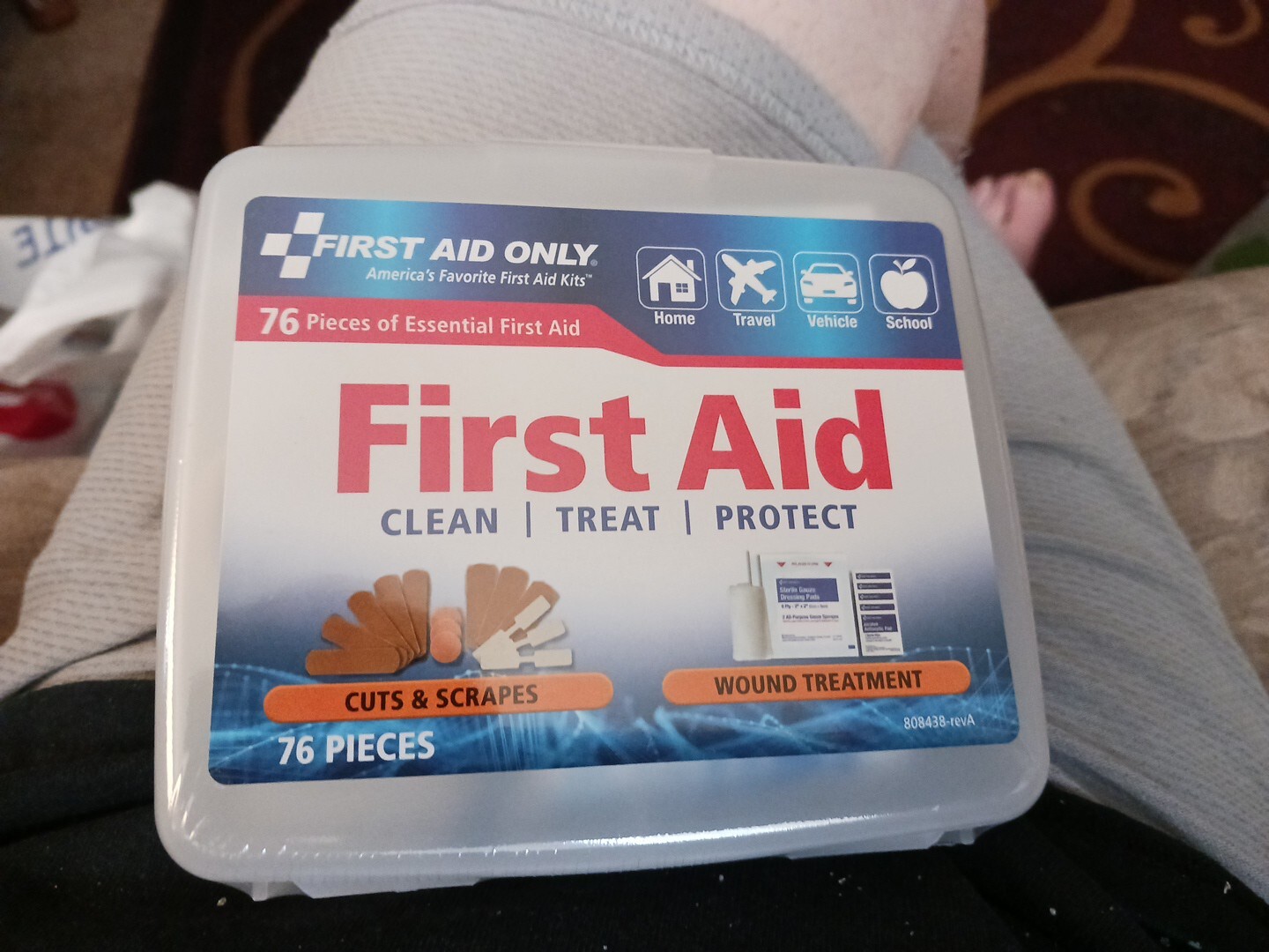 First Aid Only Everyday Essentials Kit Box w/ Medical Supplies 76 Pieces (b51)