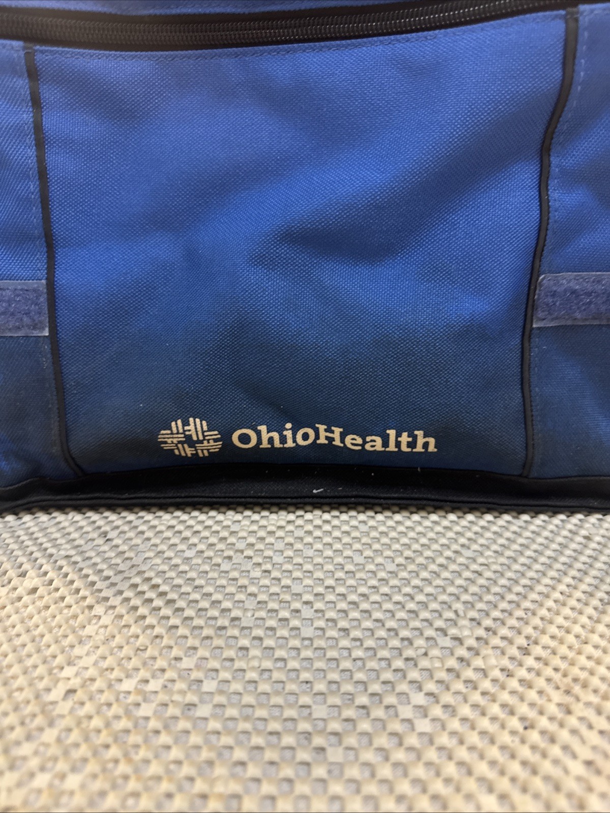 OhioHealth Blue Insulated Medical Transport Bag Cooler Tote Zippered Pocket