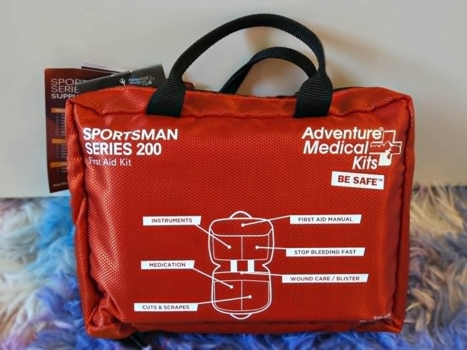 Adventure Medical Kits Sportsman 200 First Aid Kit 0105-0200 82 Pieces NEW