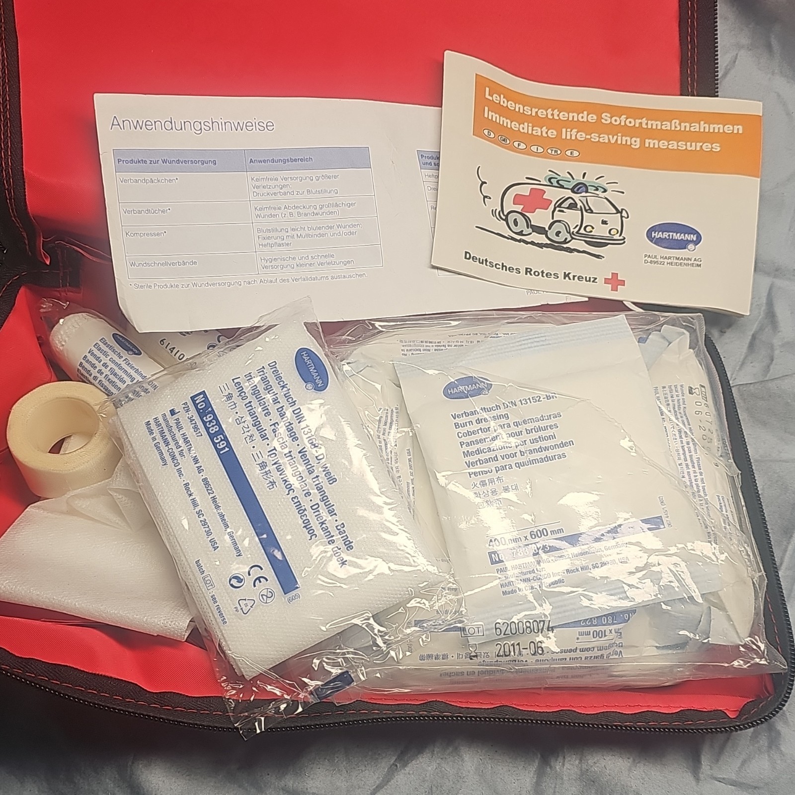 2005-2011 AUDI A6 C6 – First AID KIT 8E0860281