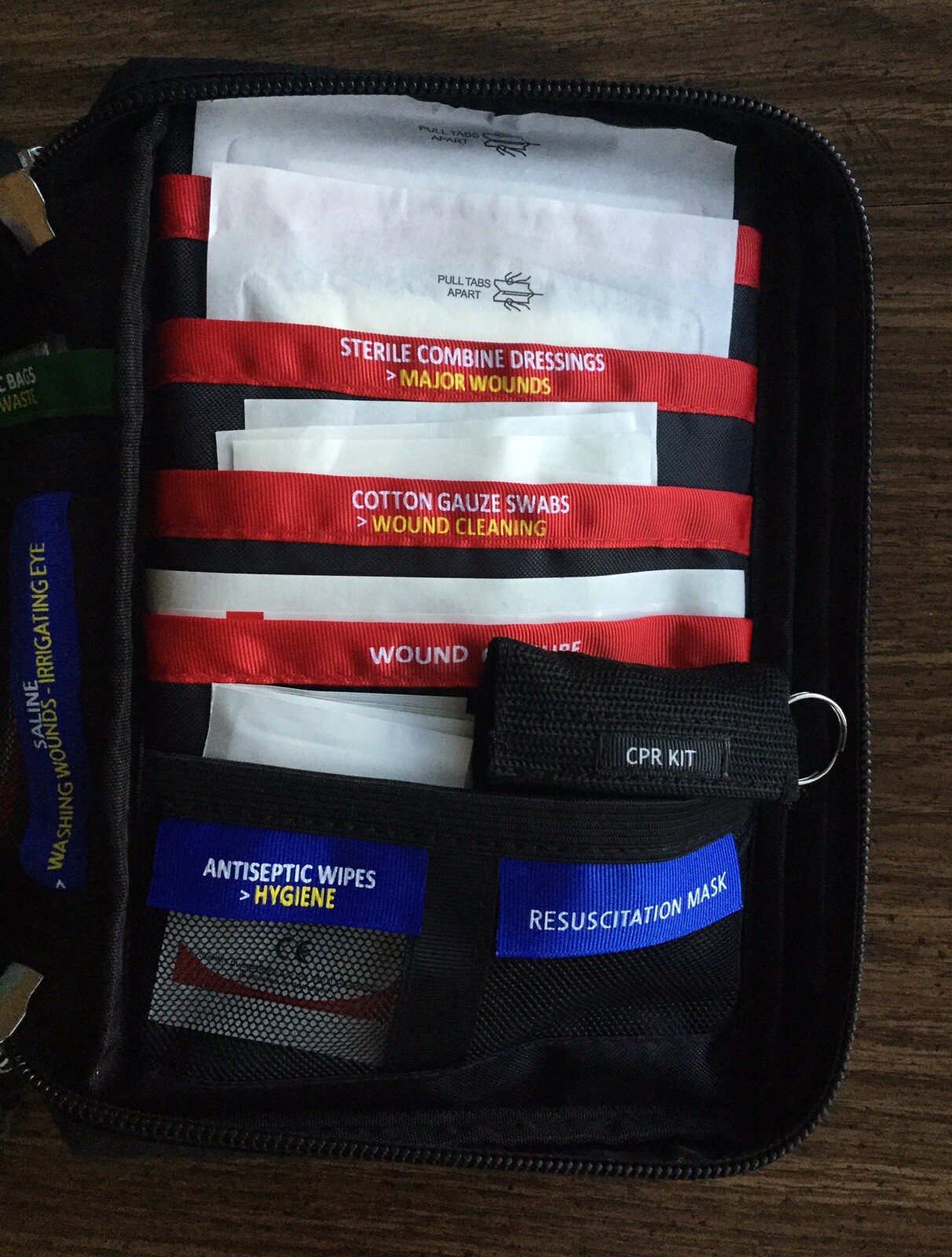 Ever Ready First Aid Traveler 10-Person First Aid Kit