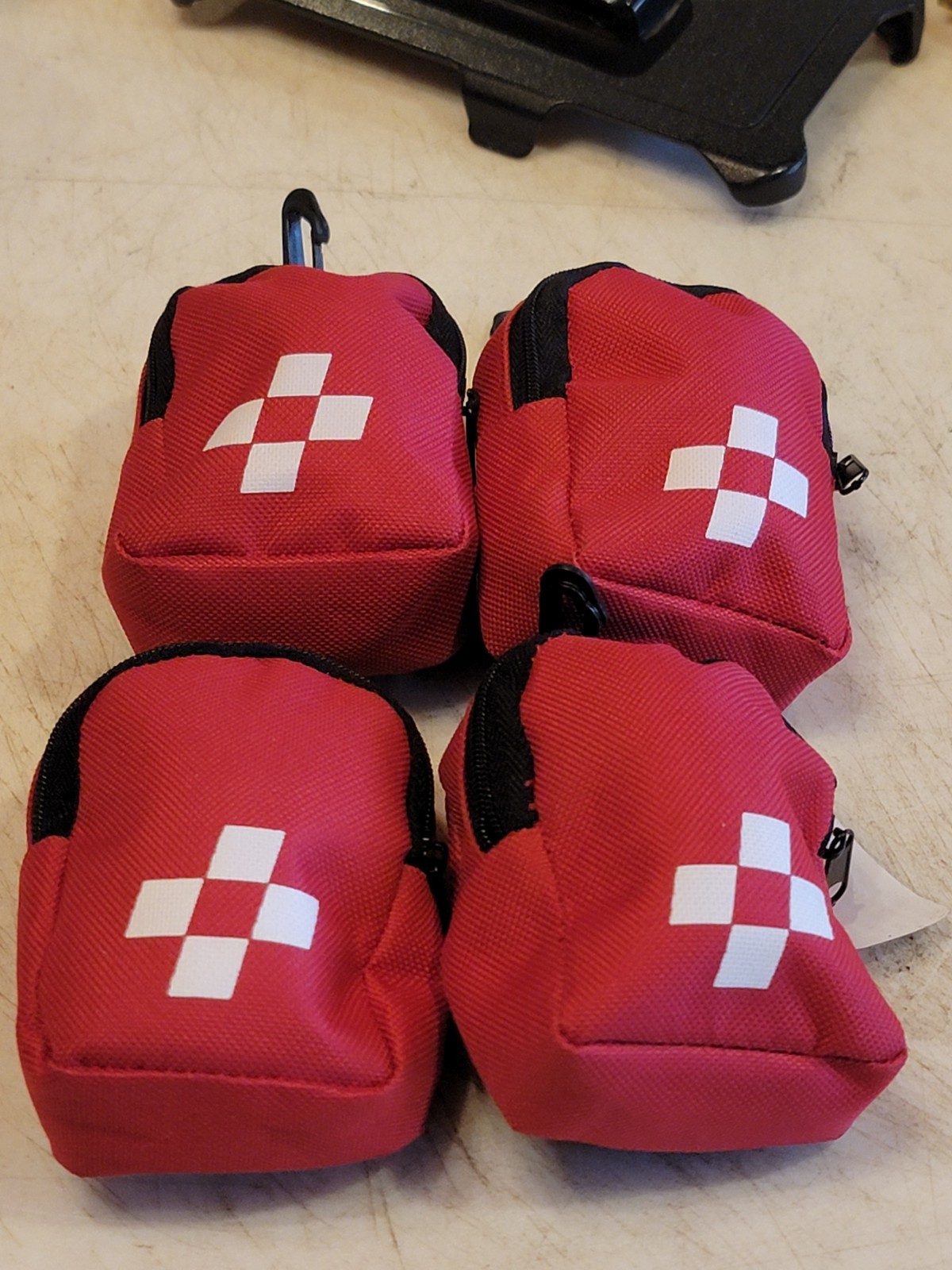 First Aid Kit 24 Pcs, Emergency Camping Hiking Home Office Car Kit, Bandages.4pk