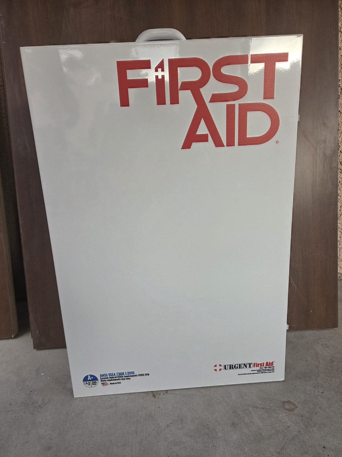 Urgent First Aid ANSI/ISEA Z308.1-2015 Cabinet Set Portable, Stocked, Labelled