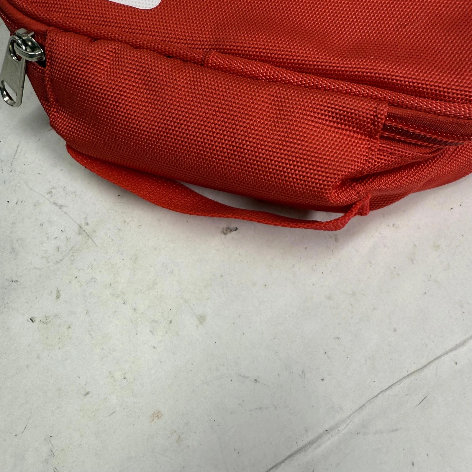 JAYOUR LIFEGUARD FIRST AID MEDICAL BAG RED CROSS SHOULDER PACK SWIM RESCUE KIT