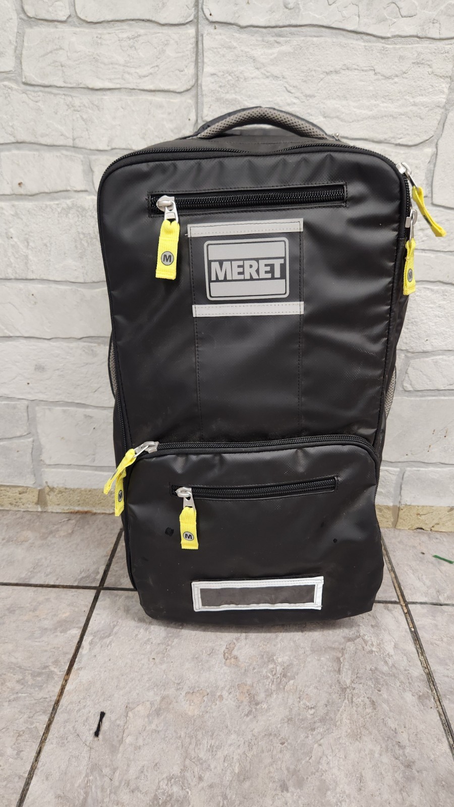 Mueller Meret M.U.L.E. Medi Kit Rolling Backpack. Large Bag REFURBISHED