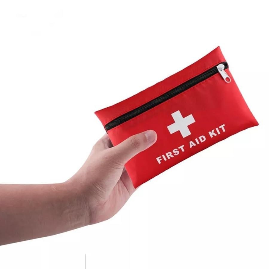 Rattygan Style Travel Survival First Aid Emergency Kit – 95 20cm x 14cm, Red