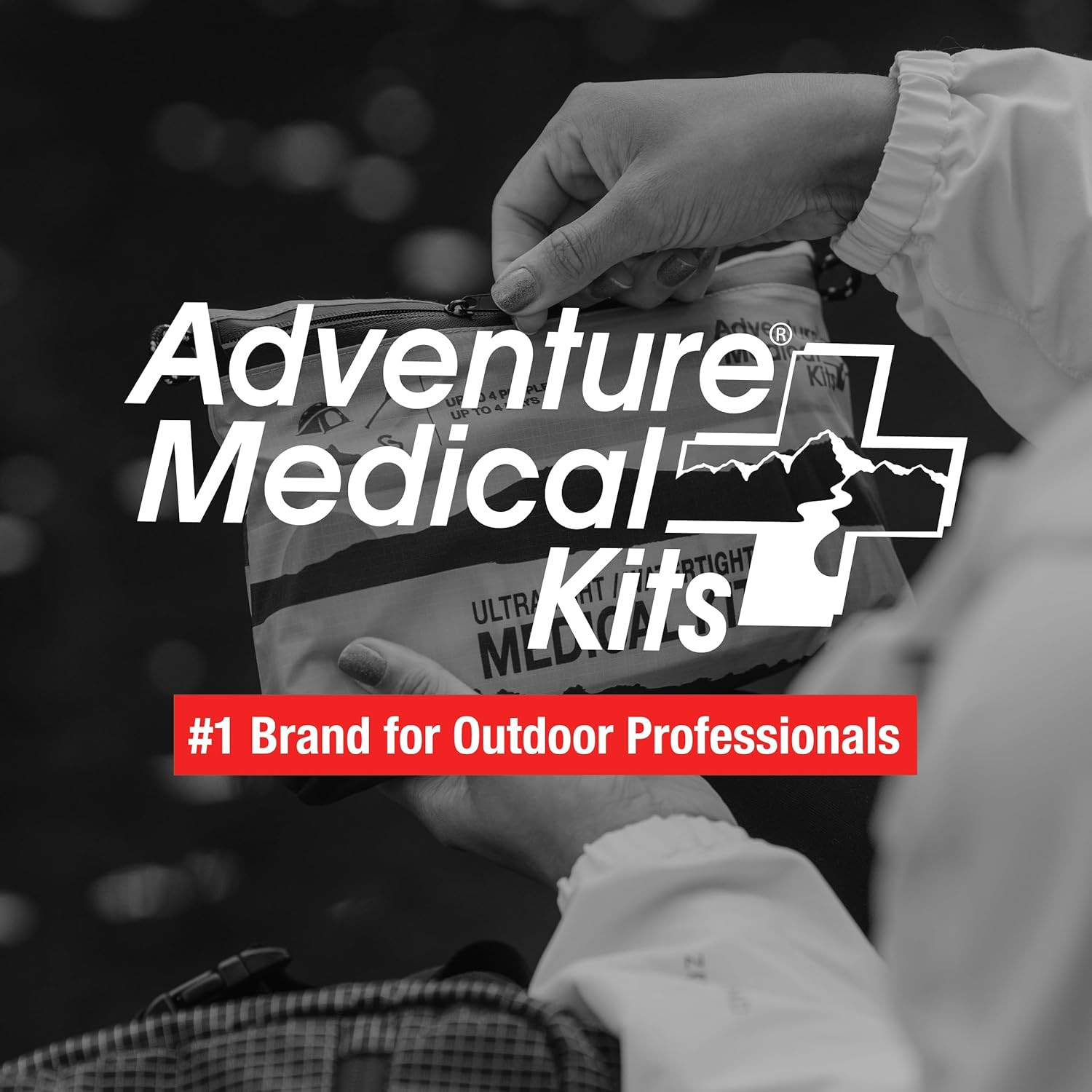 Adventure Medical Kit Ultralight/Watertight Medical Kit .9 – up to 4 People, up