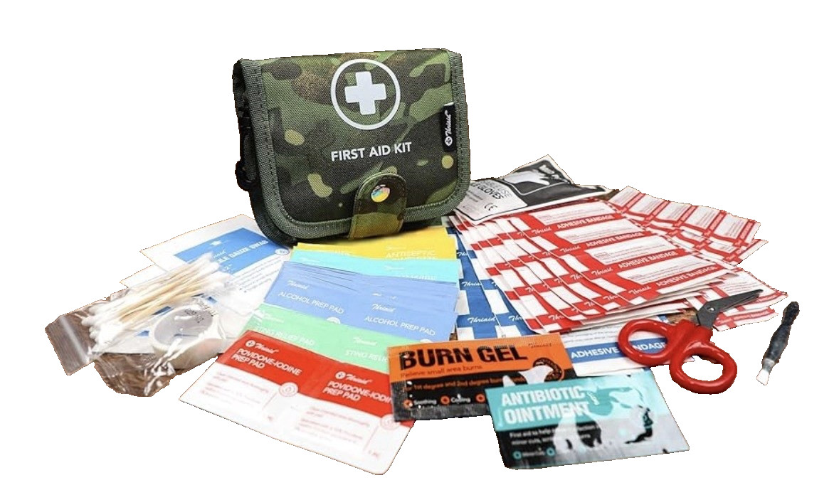 Small First Aid Kit, 100 Pieces Water-Resistant Organized Pouch (Camo Green)