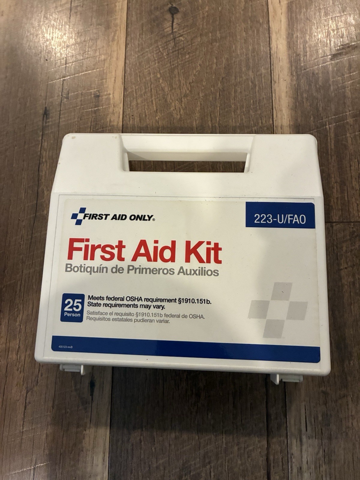 Wall Mountable First Aid Kit 223-U/FAO