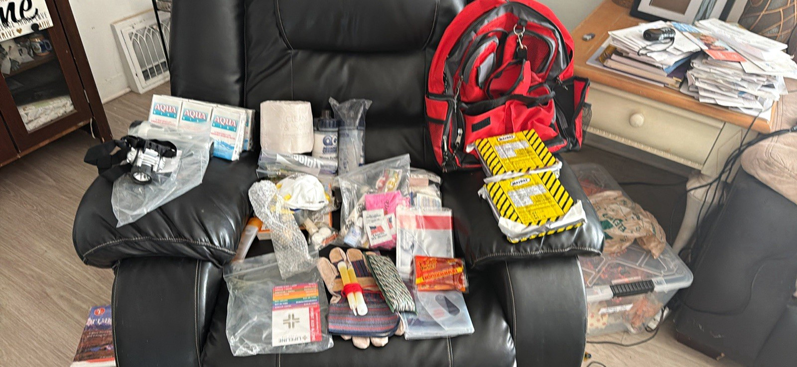 Complete 72 Hour Emergency Survival Kit Bug Out Bag Water Filter First Aid pack