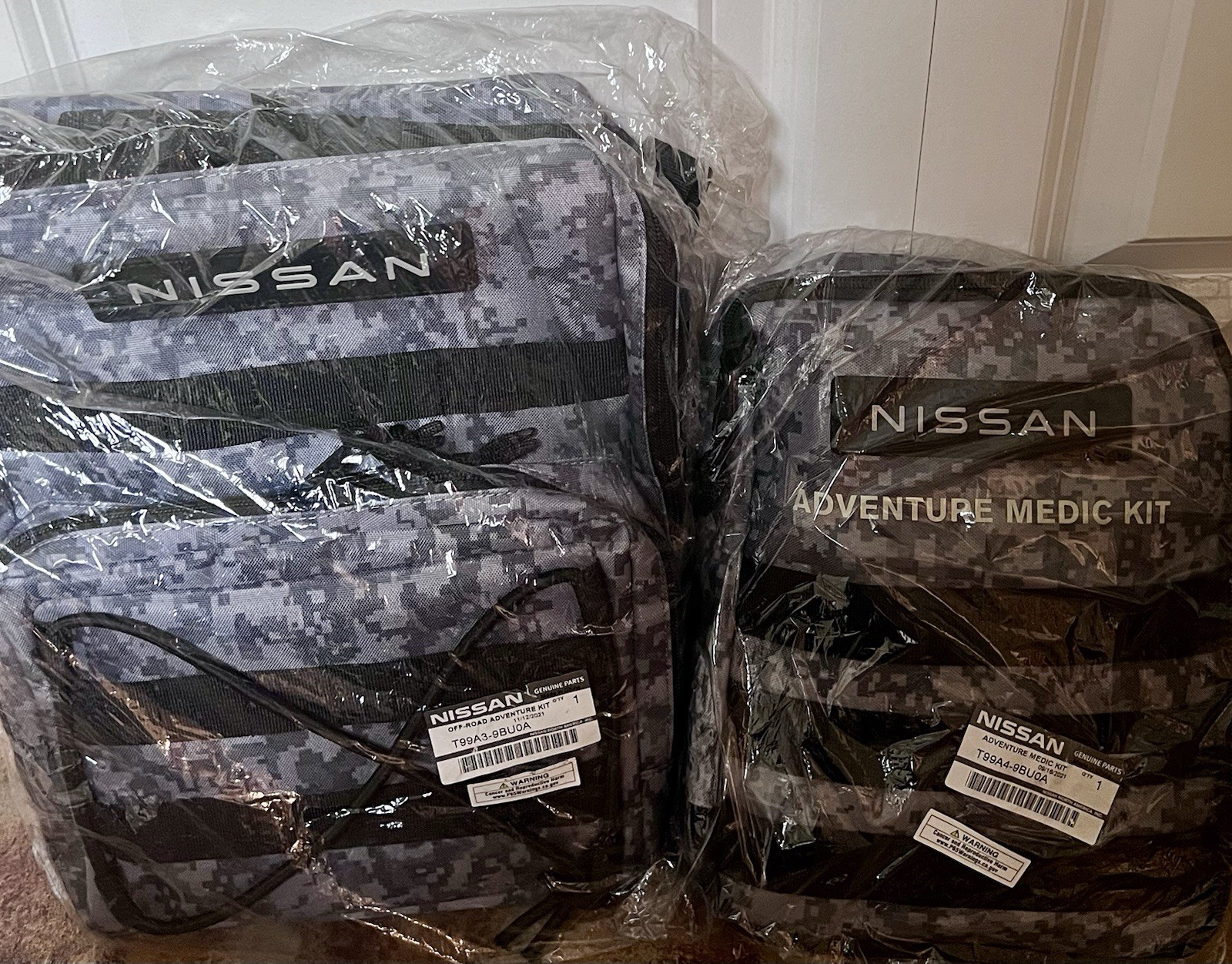 Nissan Medic Kit & Off-Road Adventure Kit With Camo Bags Vehicle Travel Safety