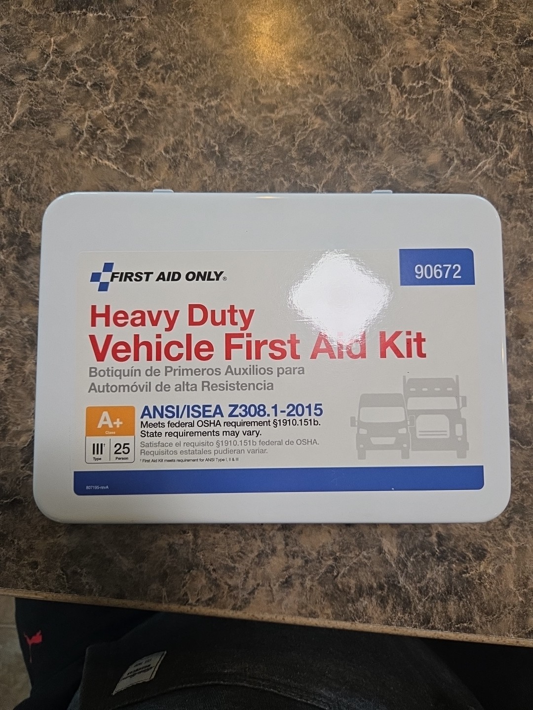 25 Person Vehicle First Aid Kit, ANSI Compliant Heavy Duty 90672, Metal Case