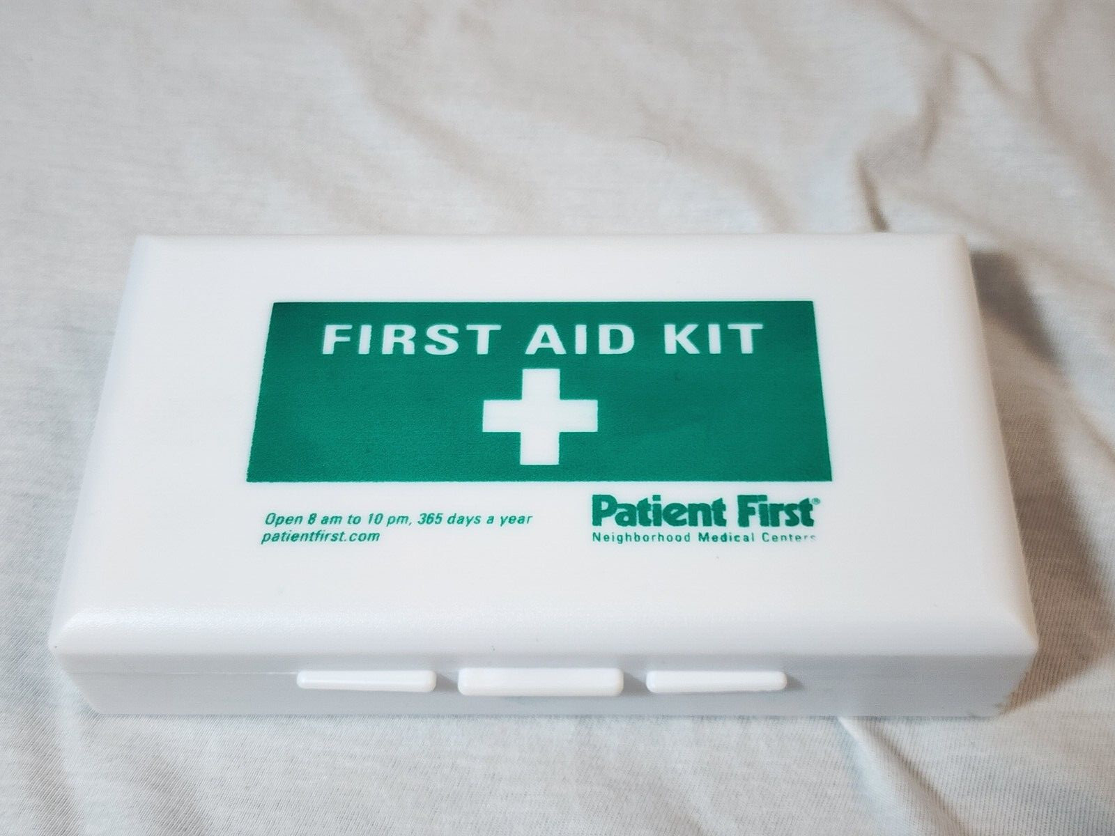 American Red Cross Res-Cue Mask (First Aid) & First Aid Kit ~ New