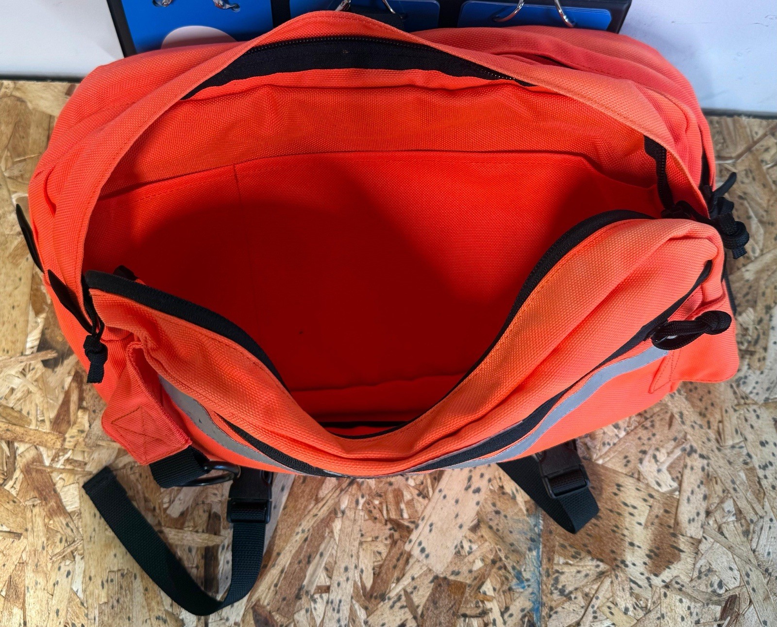 TRUE NORTH GEAR First Responder Bag – ORANGE Firefighter Fireman