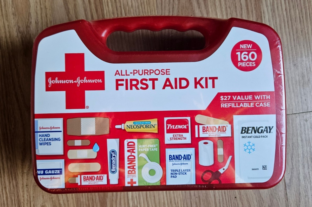 Johnson & Johnson Band-Aid All-Purpose First Aid Kit 160 Piece Portable NEW