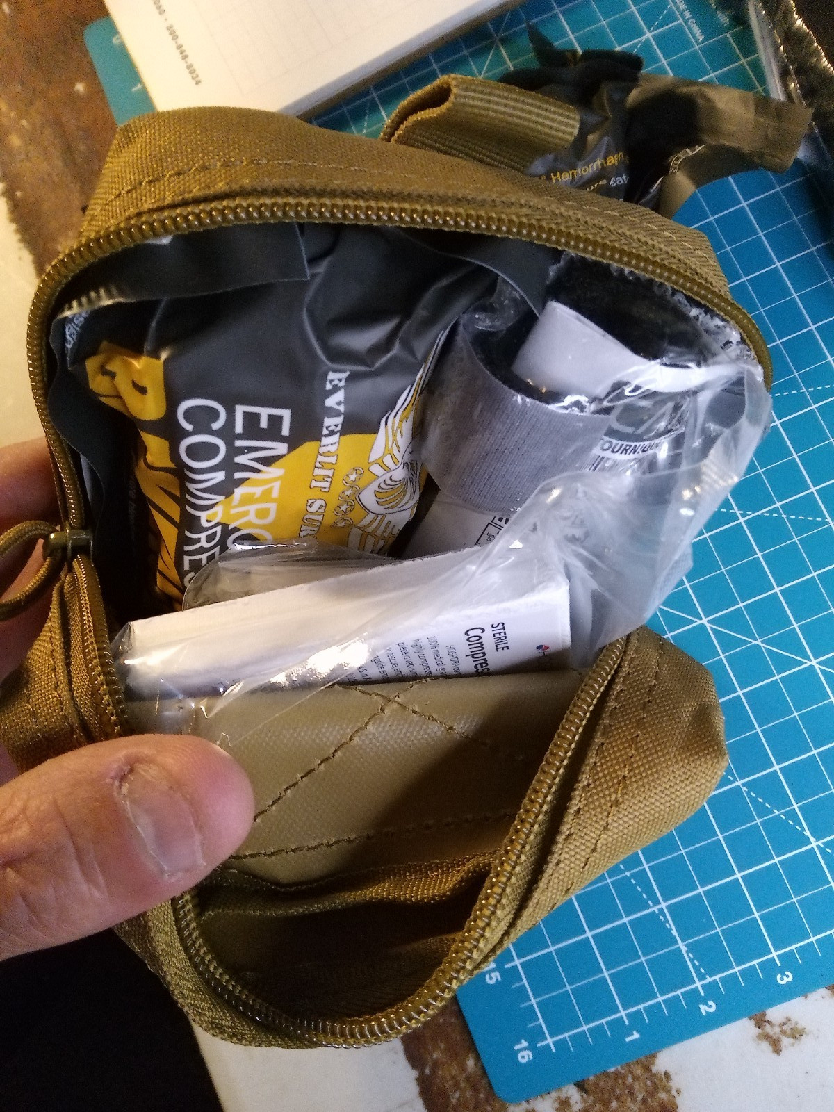 severe bleeding trauma first aid kit bag, includes CAT TQ, compressed gauze, izz