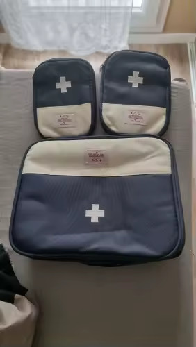 3PCS Portable First Aid Kit Bag Medical Emergency Organizer Travel
