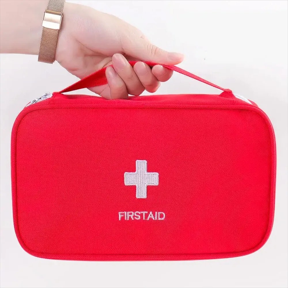 Emergency First Aid Kit Durable and compact survival bag for safe rescue