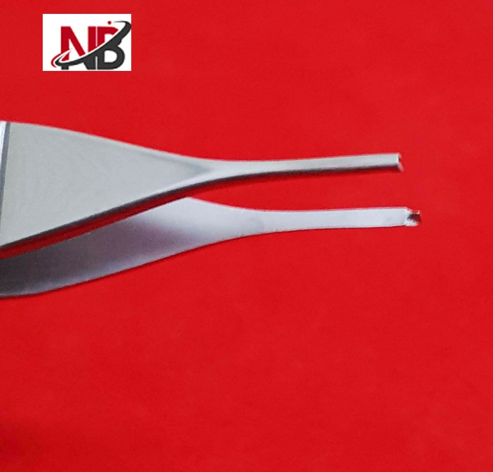 Student's Suture Kit, Needle Holder, Tissue Forceps 1×2, Iris Scissors, Premium