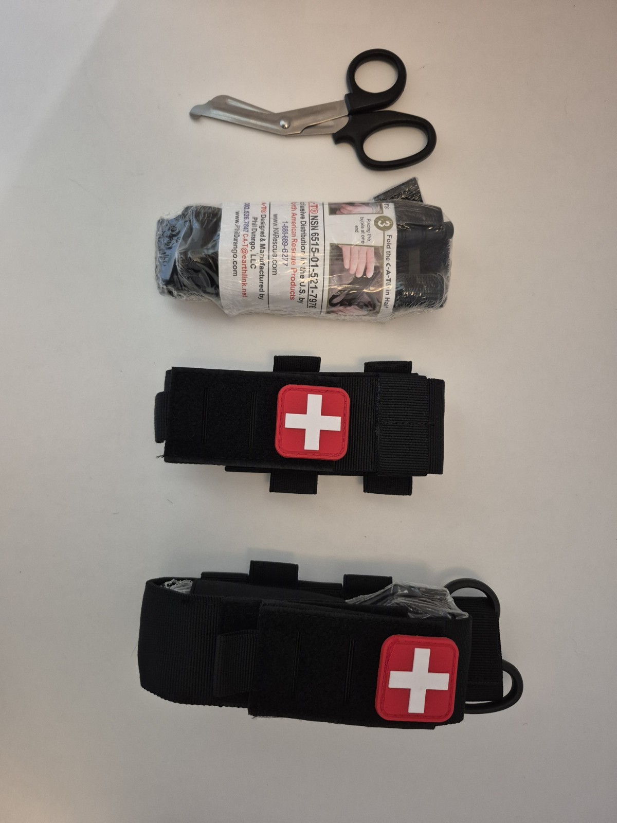BLACK COLOR – 2x Tourniquet Pouches w/ Gen 3 CAT Tourniquets and 2x Trauma Shear