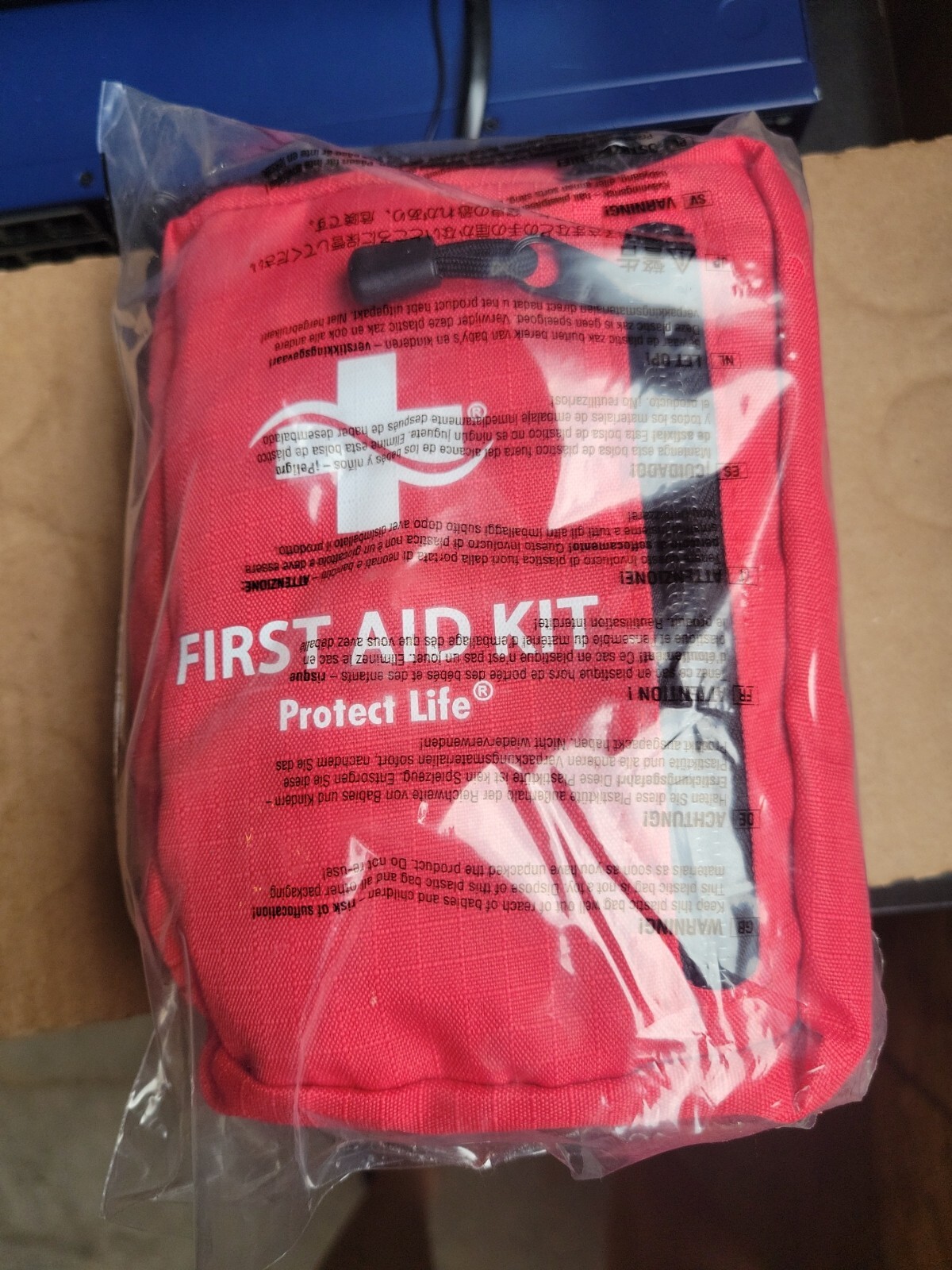 Surviveware Comprehensive Premium First Aid Kit Emergency Medical Kit – NEW