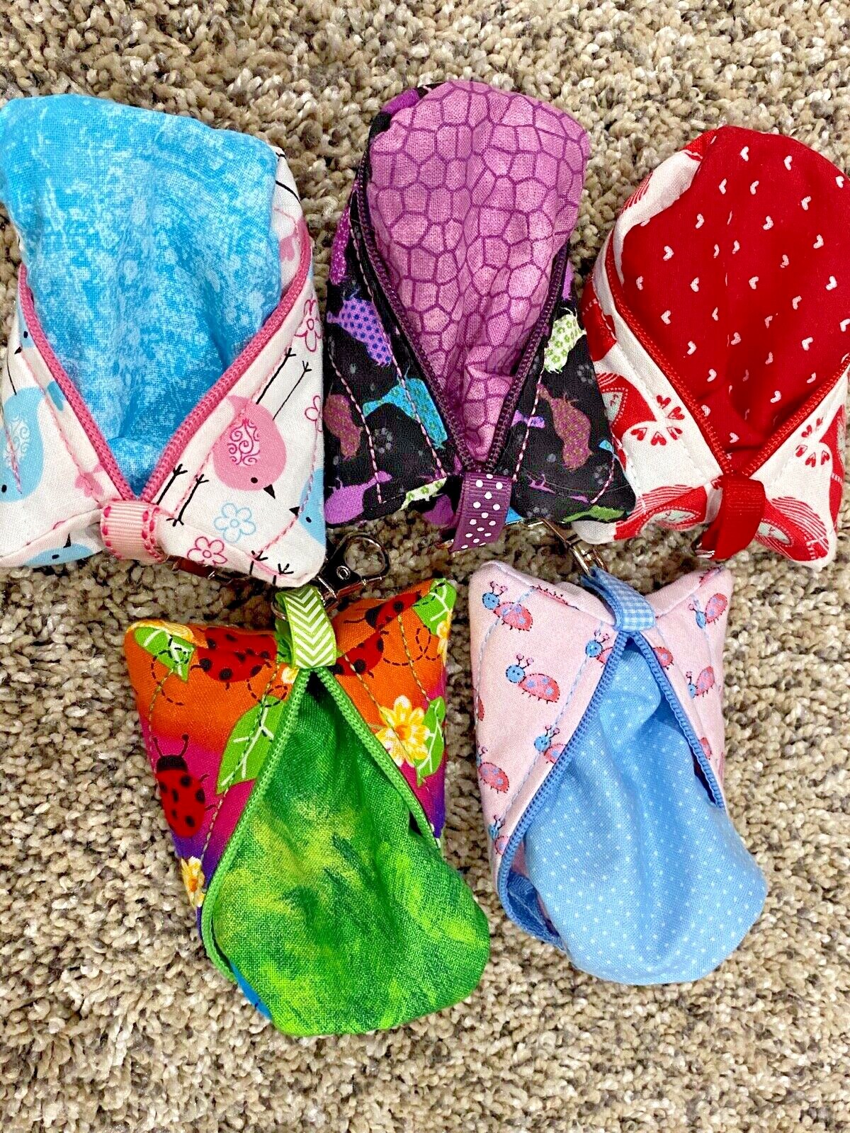 Clip on Pouch Case Holder Auvi-Q Inhaler Gift Card Money ID Bird Ladybug Hook