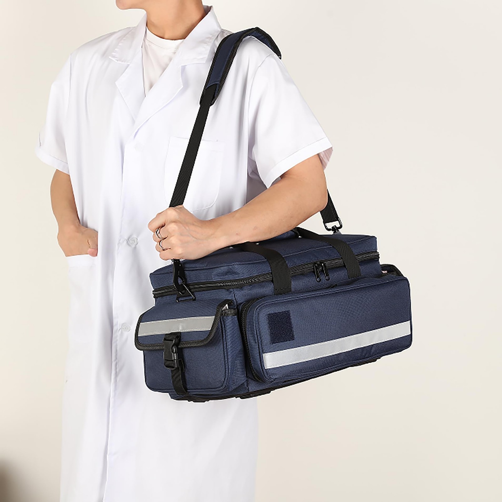 Professional First Aid Medical Bag – Emergency Organizer with Detachable Divider