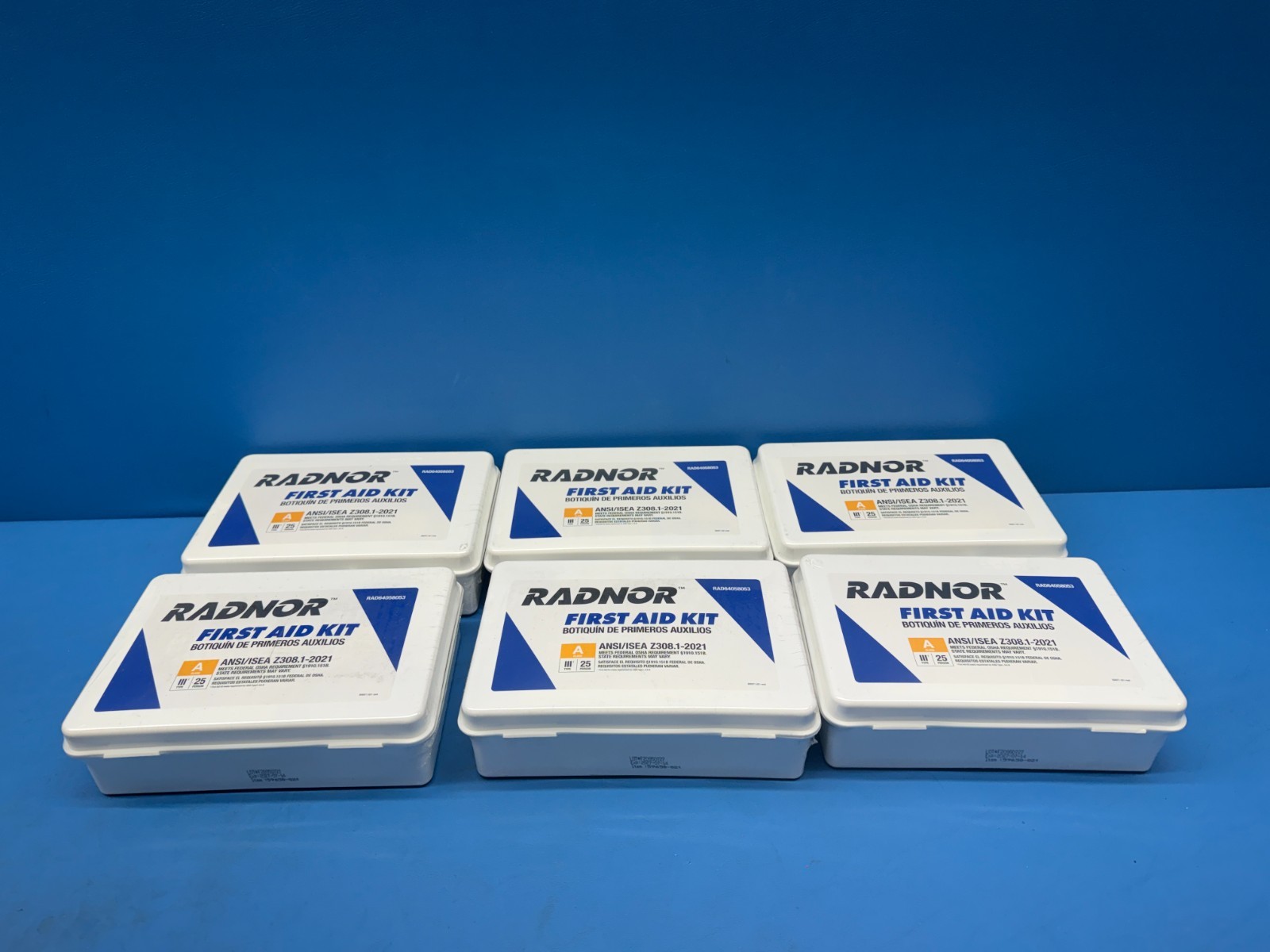 Case of 6 – Radnor RAD64058053 White Plastic Portable 25-Person First Aid Kit