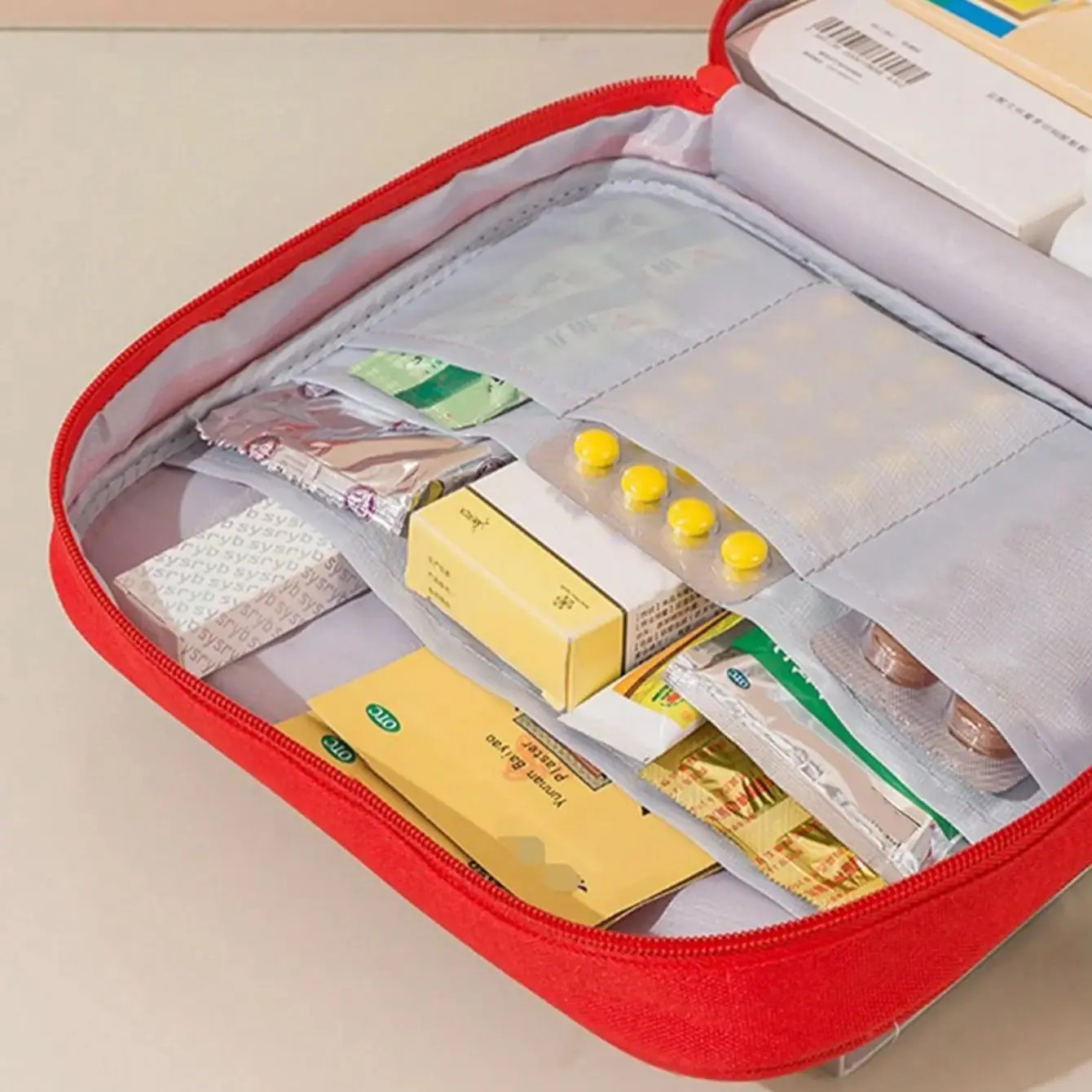 Portable Medical First Aid Kit Bag Large Capacity Home Travel Storage Bag 1pc