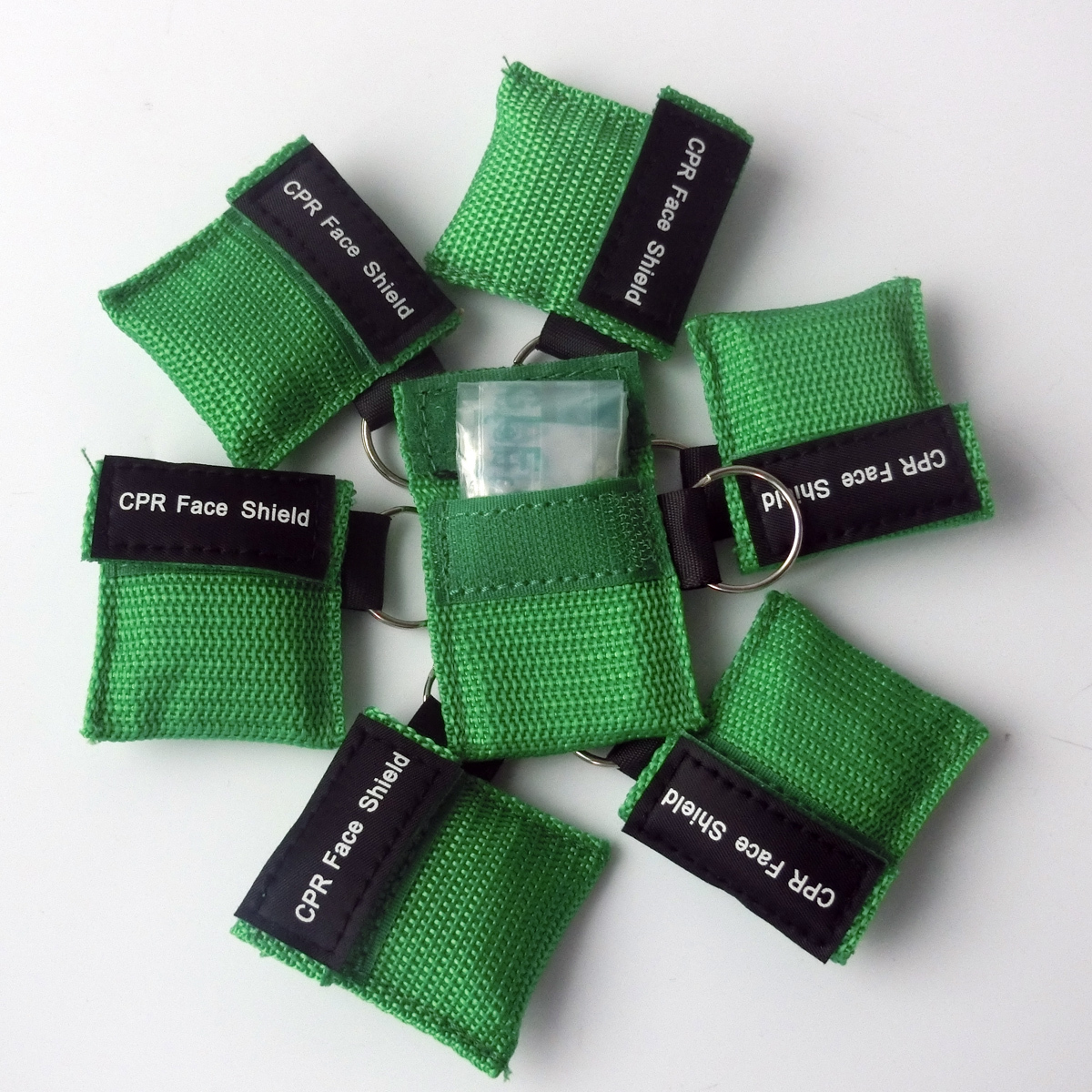 100pcs/pack 2 COLORS CPR MASK KEYCHAIN POUCH CPR FACE SHIELD Key Chain Kits Bags