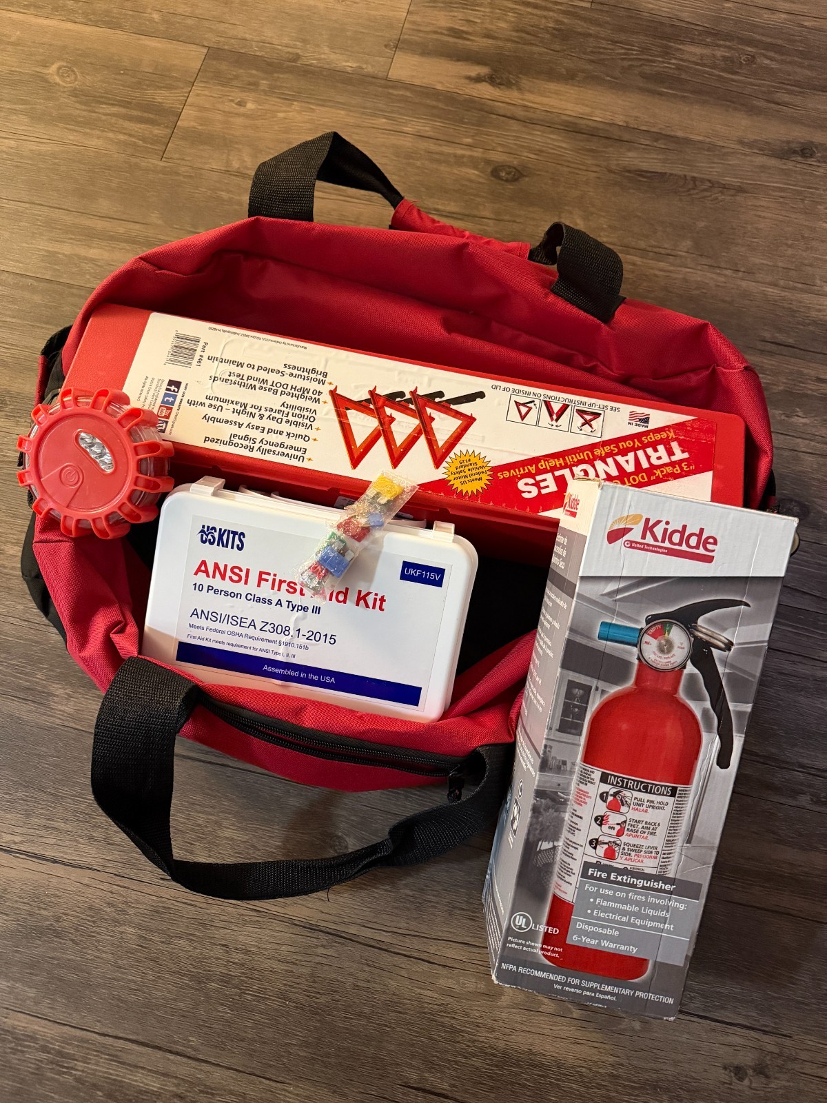 DOT OSHA Compliant Kit with 2lb 5BC Fire Extinguisher + 1 LED Flare FREE !
