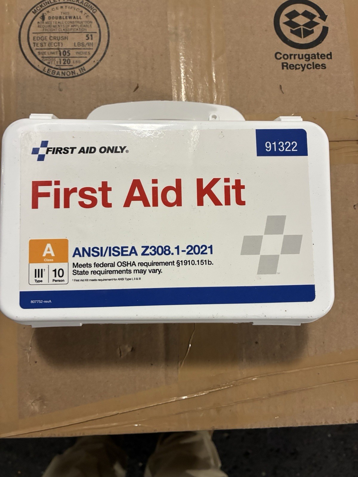 First Aid Only 91322 ANSI/ISEA Z308.1-2021 First Aid Set w/ Eyewash