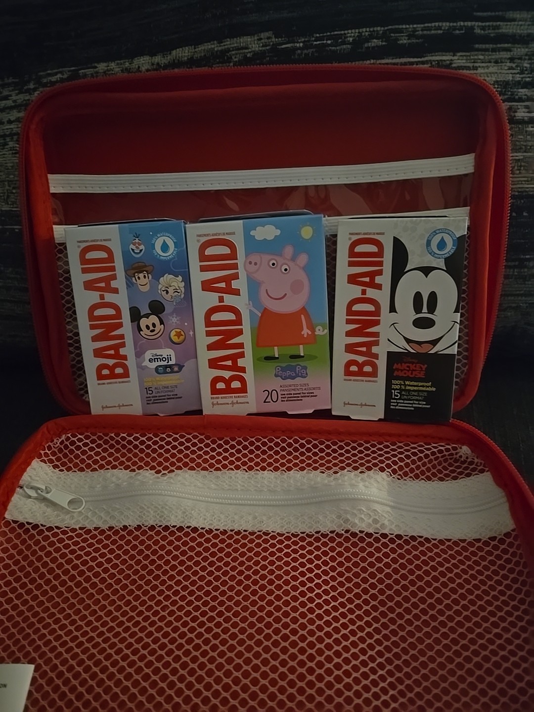 Johnson & Johnson Bandaid MET first Aid Kit