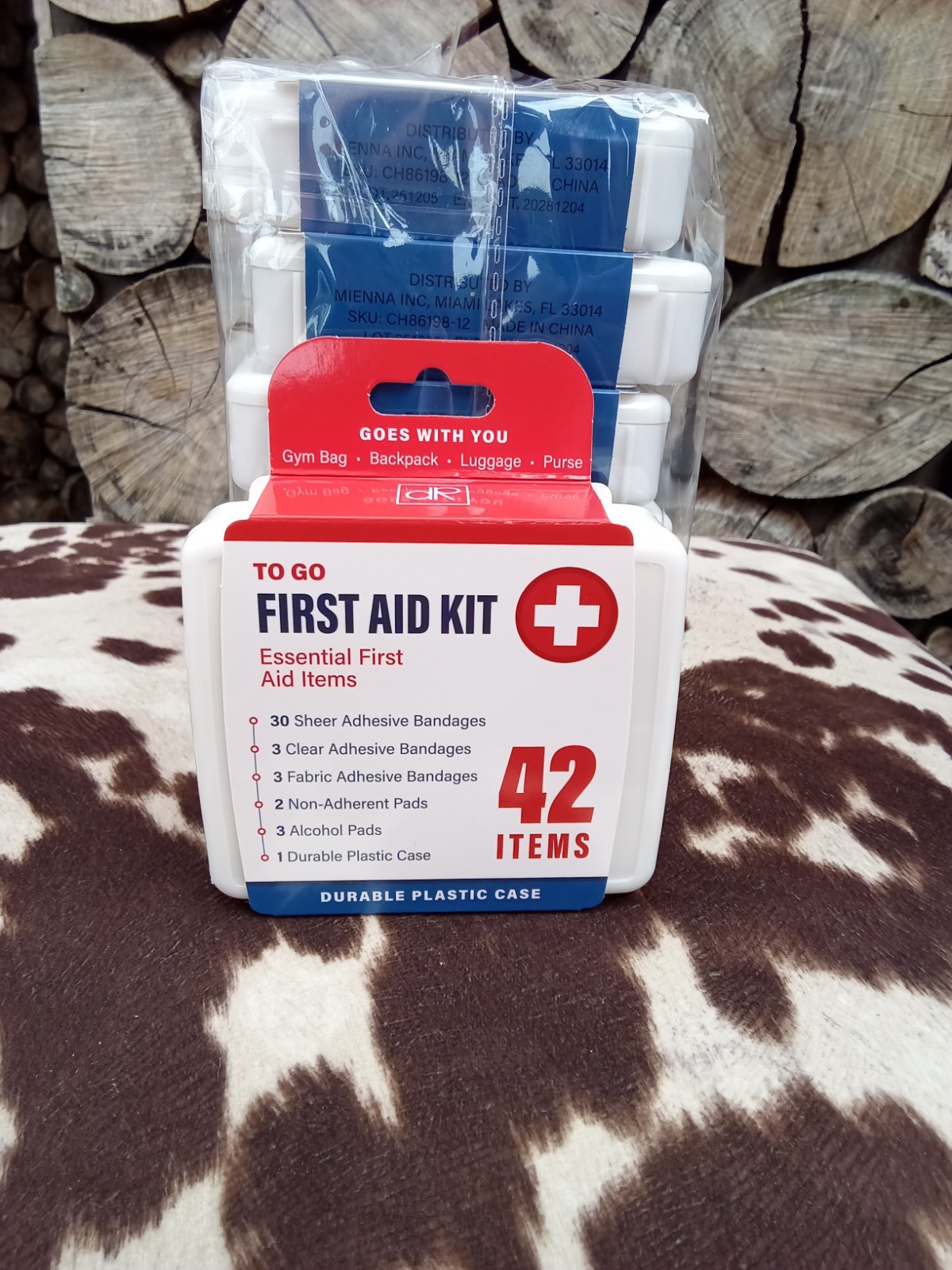 DecorRack 500 Piece First Aid Kit, 12 Individual Boxes of 42 Items 12 Pack