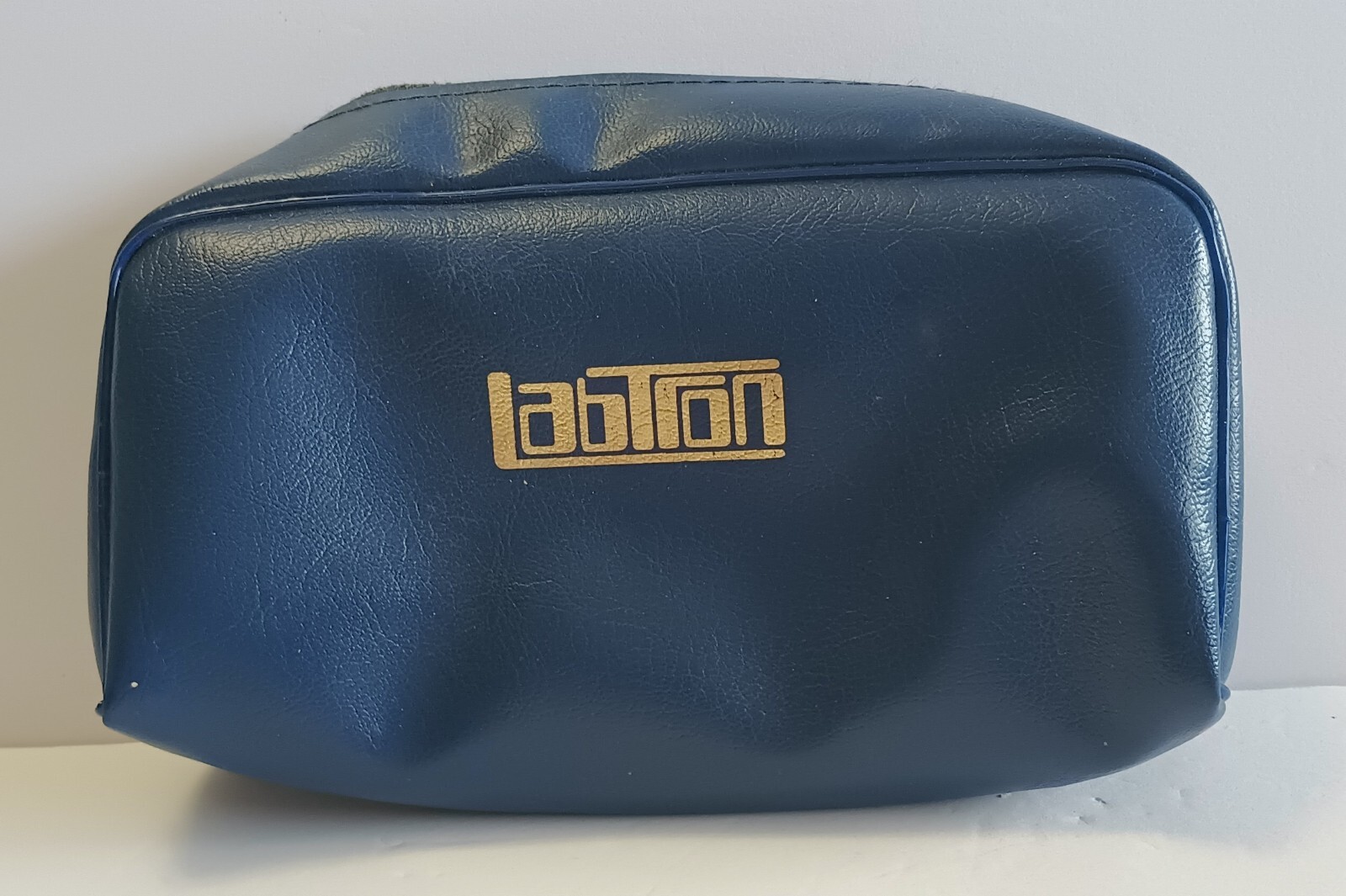 Vintage Labtron Medical Equipment Bag Dark Blue Vinyl Zipper 2 x 5 x 7 NOS