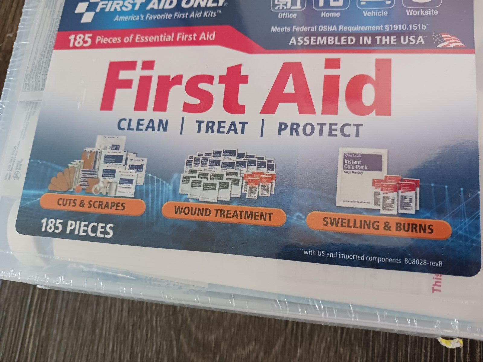 First Aid Only First Aid Kit with Clear Plastic Case, 185 Pieces of Essentials