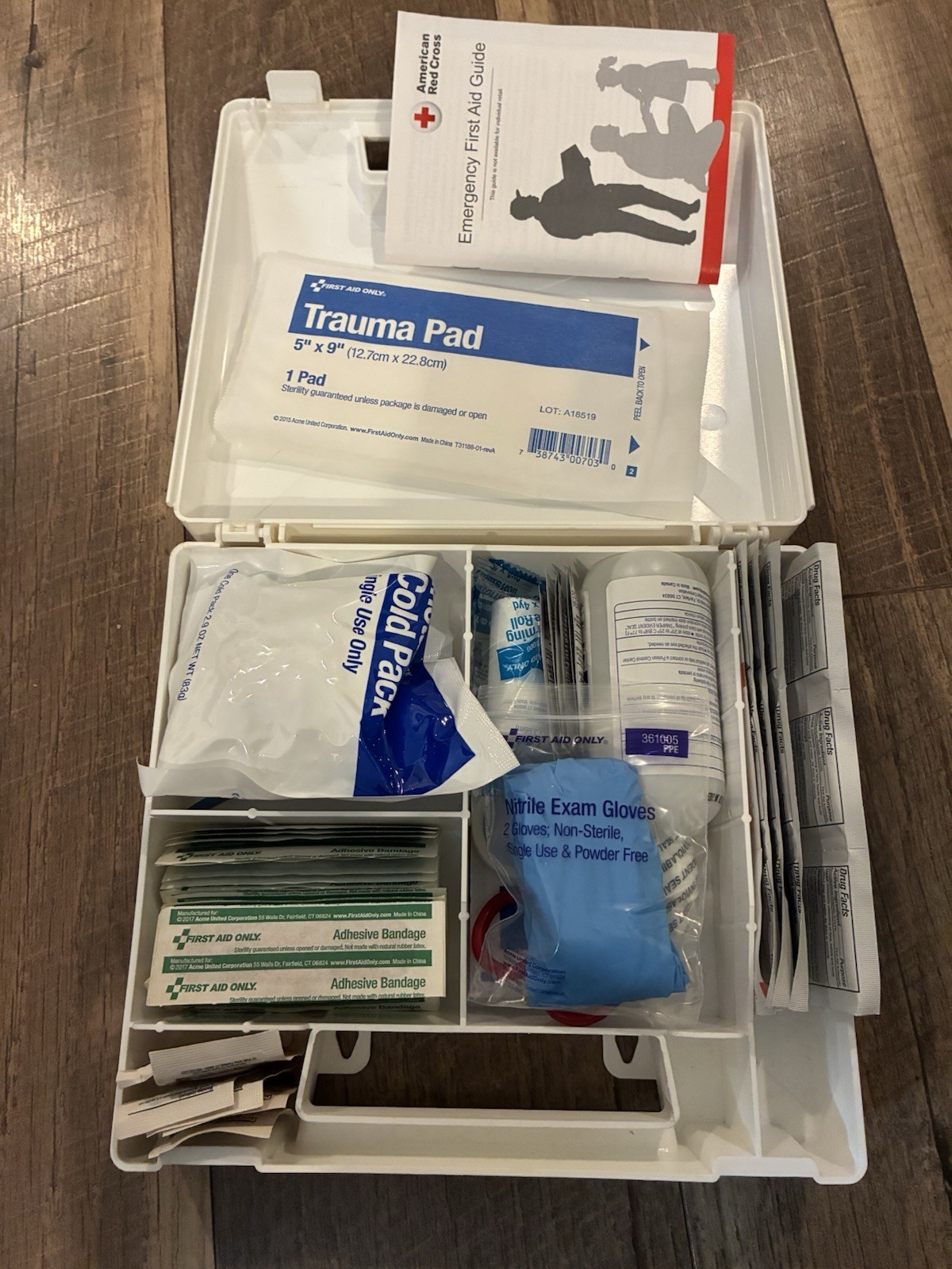 Wall Mountable First Aid Kit 223-U/FAO