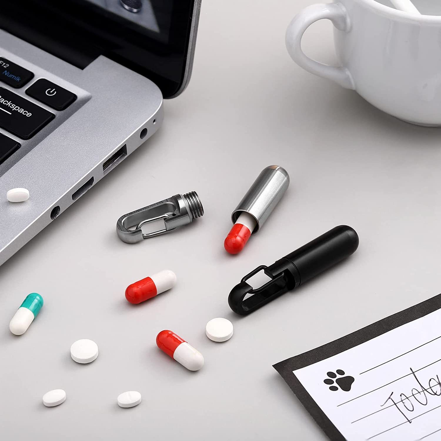 Keychain Medicine Bottle Portable Mini Stainless Steel Emergency Medicine Bottle