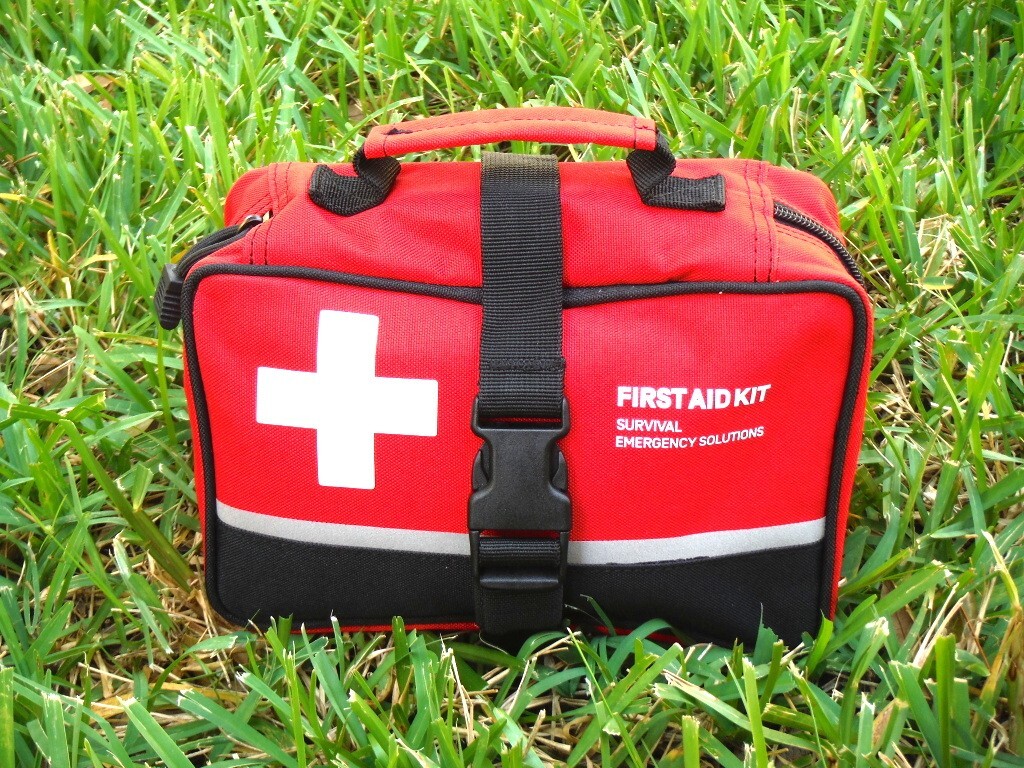 170 Pcs First Aid Kits For Survival Emergency Trauma Travel Home Office IFAK Red