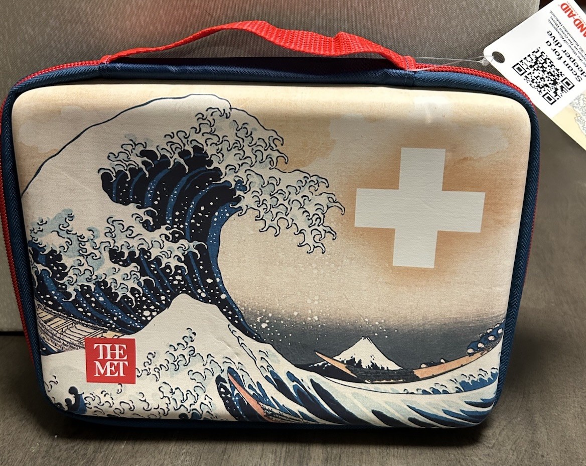NEW Target Band-Aid First Aid Kit Case The Met The Great Wave Kanagawa NEW