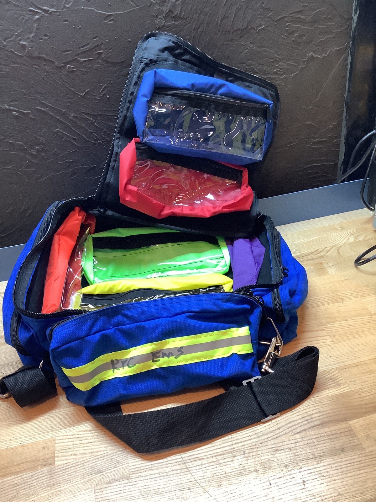 Pediatric ALS Bag 20 In L,18 In W & 11 In T. Royal Blue.