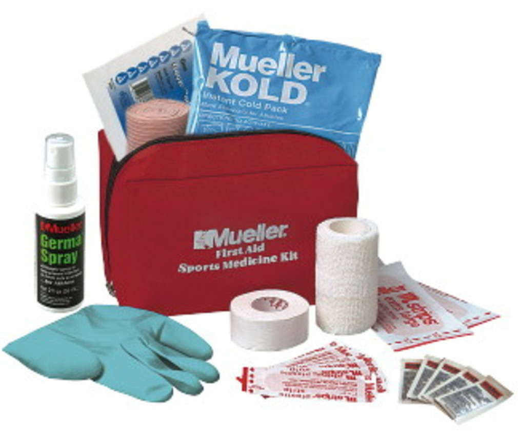 Mueller 200738 First Aid Soft Kit Medical Bag Sports Office Car