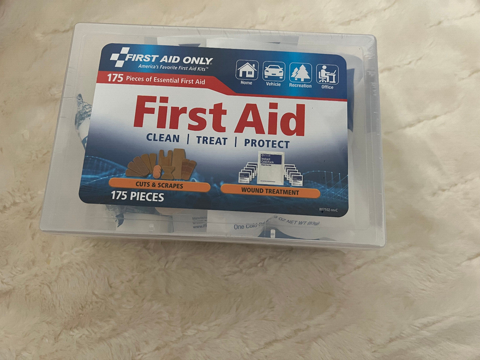 Sealed First Aid Only 59695 Clean & Protect Everyday Emergency First Aid Kit